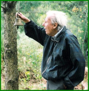 Thomas Berry inaugurating the trail in 1999.
